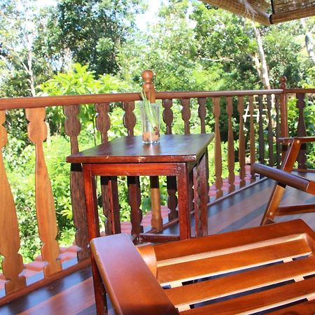 ウェリガマ Tree House-Midigamaヴィラ エクステリア 写真